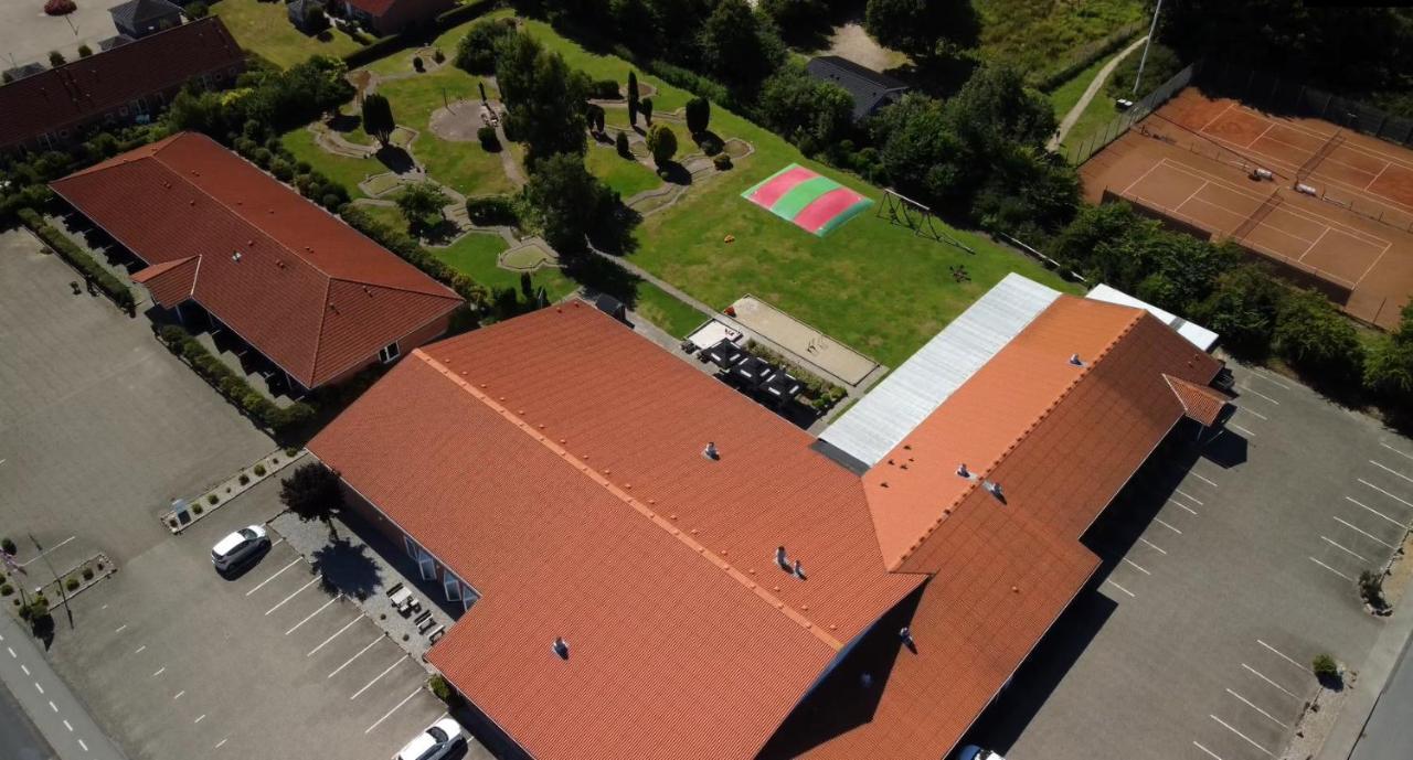 Hotel Sogarden Броруп Экстерьер фото
