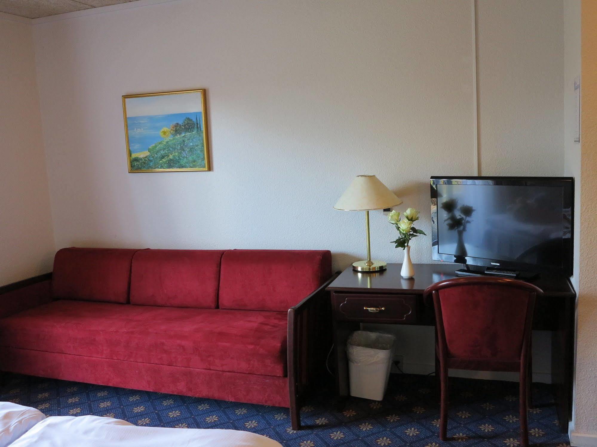 Hotel Sogarden Броруп Экстерьер фото